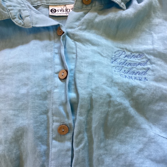 Blue shirt 100% linen, wood buttons, adjustable sleeves, size L - Picture 2 of 5